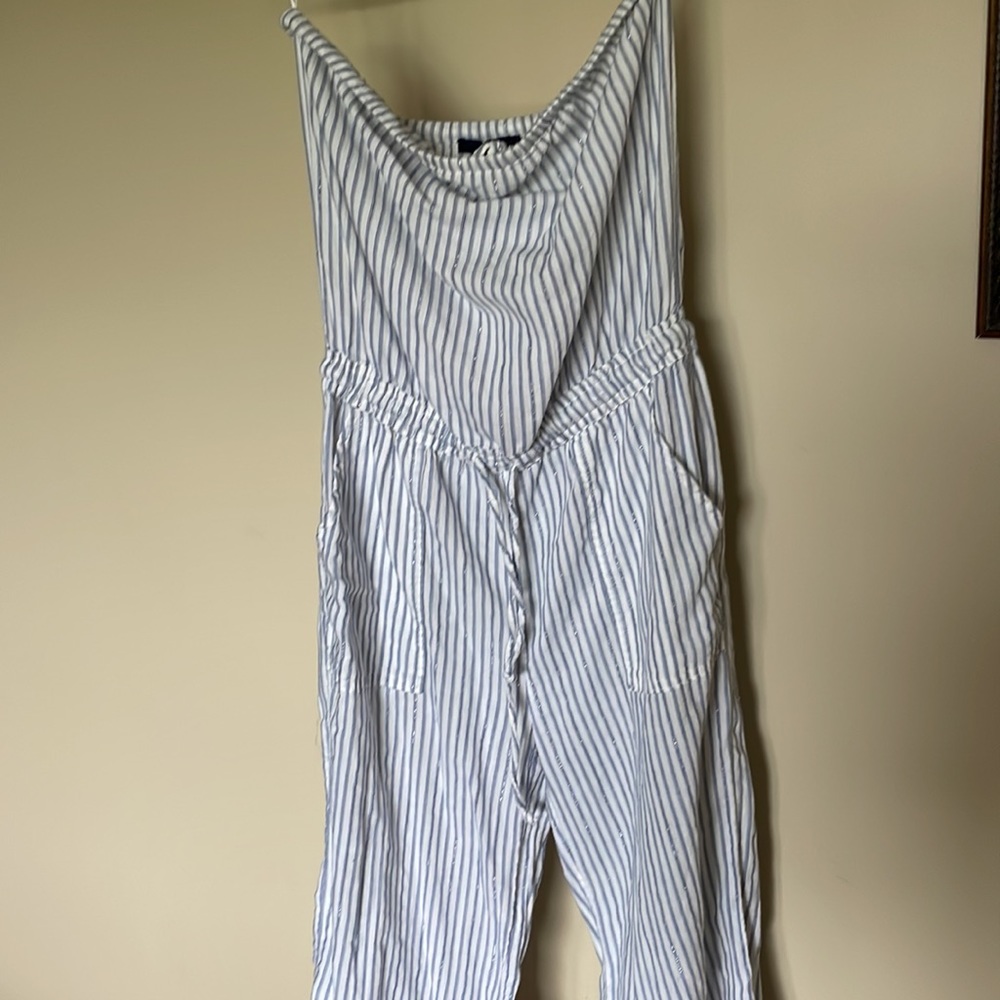 Gap blue and white linen/cotton strapless jumper
